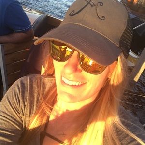 Meet your Posher, Aimee